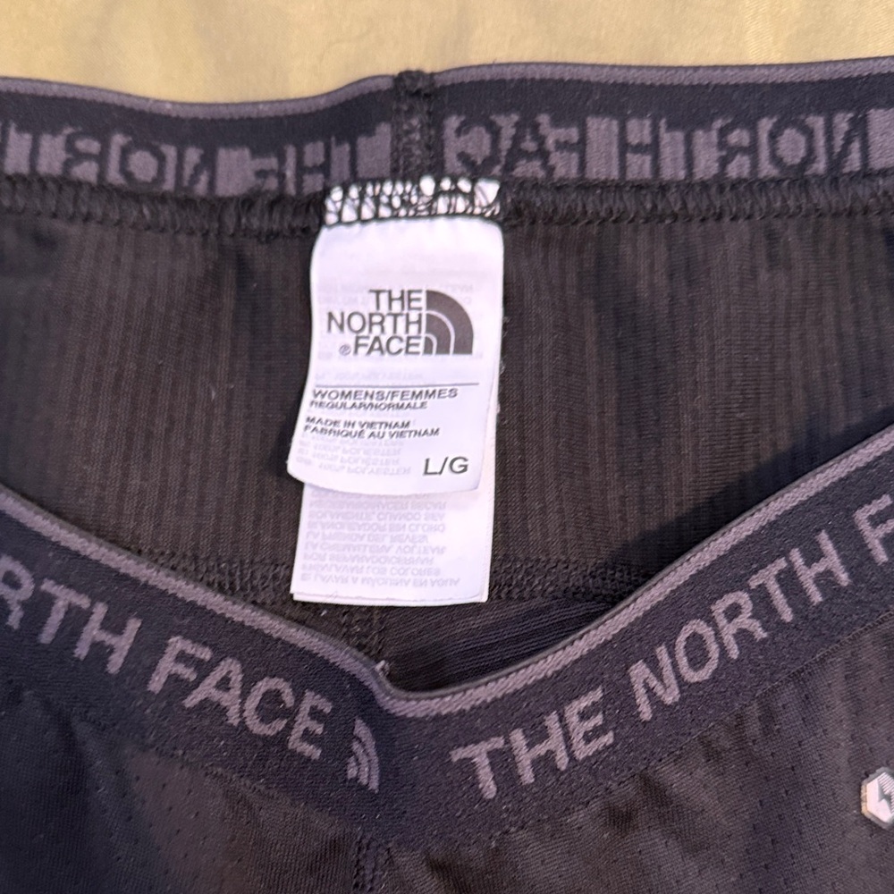 The North Face Flashdry Black Leggings - Picture 2 of 6